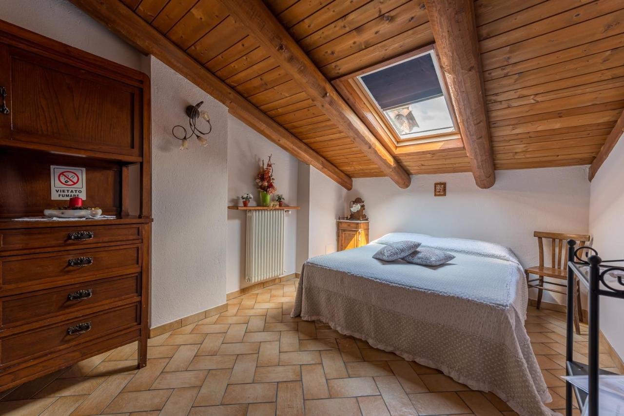 Agriturismo Il Nido Di Bacco Villa Saluzzo Eksteriør bilde